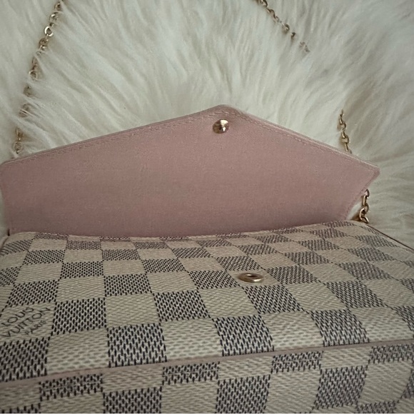 Louis Vuitton Felicie ❤️🇫🇷 - Picture 3 of 14